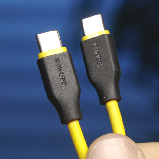Deity 140W Power Adapter