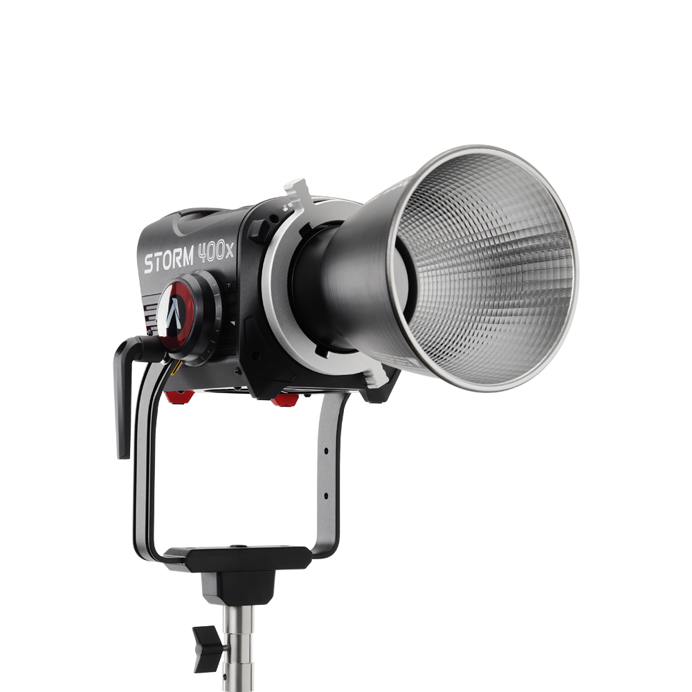 Aputure Storm 400x