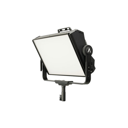 Aputure Nova P300c Kit - Bộ đèn Nova P300c travel kèm thùng bảo vệ có Aputure Nova P300c Kit - Bộ đèn Nova P300c travel kèm thùng bảo vệ có