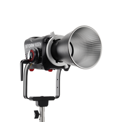 Aputure Storm 400x